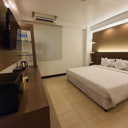 Clover City Center Plus Hotel Yangon Eksteriør bilde