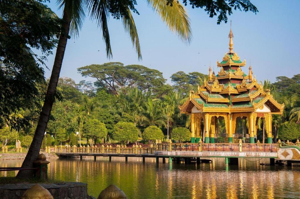 Clover City Center Plus Hotel Yangon Eksteriør bilde
