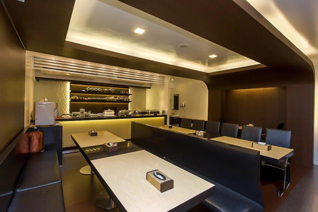 Clover City Center Plus Hotel Yangon Eksteriør bilde