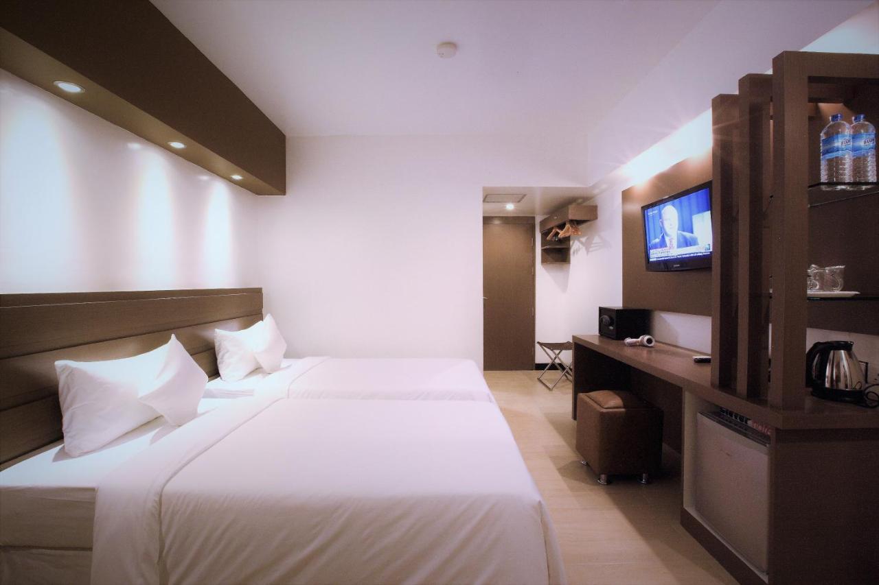 Clover City Center Plus Hotel Yangon Eksteriør bilde