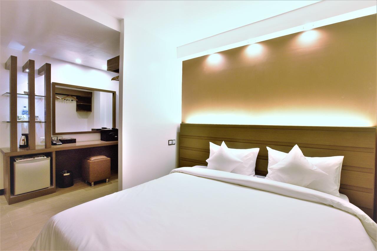 Clover City Center Plus Hotel Yangon Eksteriør bilde
