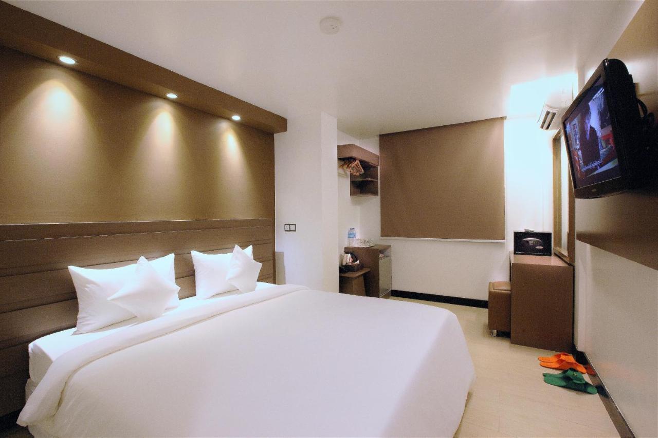 Clover City Center Plus Hotel Yangon Eksteriør bilde