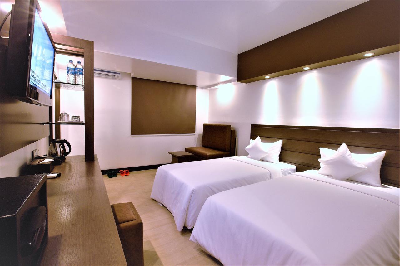 Clover City Center Plus Hotel Yangon Eksteriør bilde