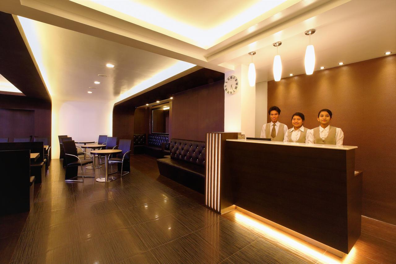 Clover City Center Plus Hotel Yangon Eksteriør bilde